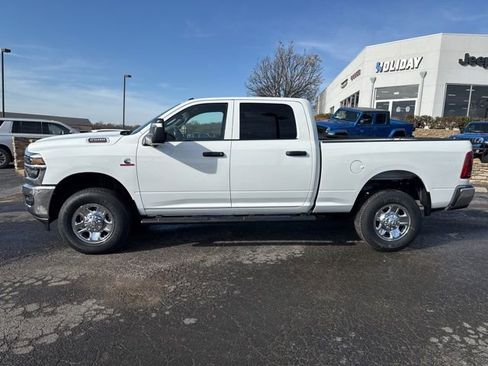 New 2026 RAM 2500 Tradesman AWD/4WD image 2
