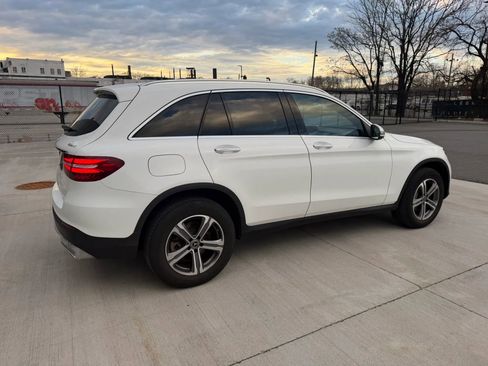 Used 2019 Mercedes-Benz GLC 300 4MATIC image 13