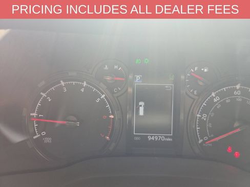 Used 2020 Toyota 4Runner SR5 AWD/4WD image 8