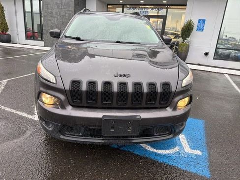 Used 2015 Jeep Cherokee Latitude w/ Comfort/Convenience Group image 2