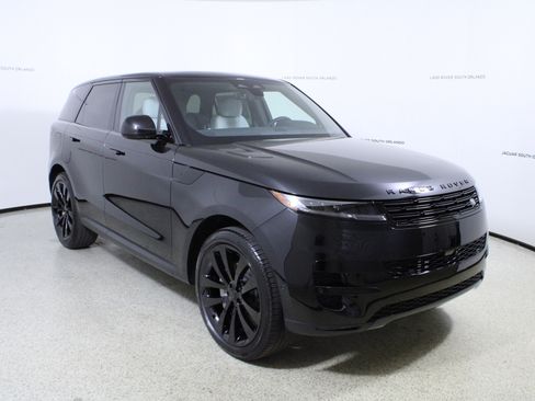 New 2026 Land Rover Range Rover Sport SE AWD/4WD image 3