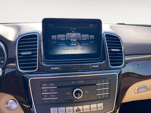 Used 2017 Mercedes-Benz GLE 350 w/ Premium 1 Package image 24