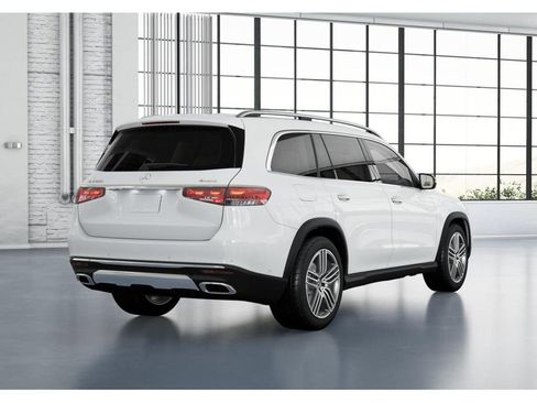 New 2026 Mercedes-Benz GLS 450 4MATIC image 22
