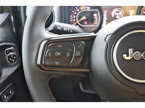 Used 2024 Jeep Wrangler Unlimited Sport AWD/4WD image 20