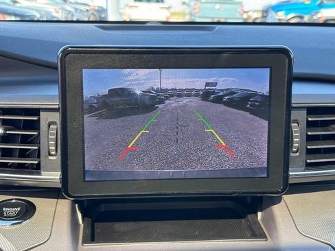 Used 2023 Ford Explorer XLT w/ Equipment Group 202A AWD/4WD image 23