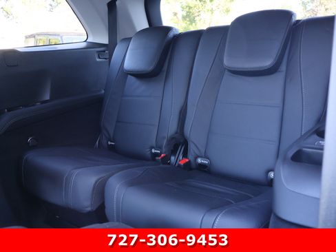 Certified 2024 Mercedes-Benz GLS 580 4MATIC image 18