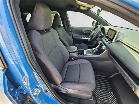 Used 2025 Toyota RAV4 SE AWD/4WD image 20