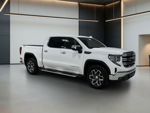 Used 2026 GMC Sierra 1500 SLT w/ SLT Premium Plus Package AWD/4WD image 7