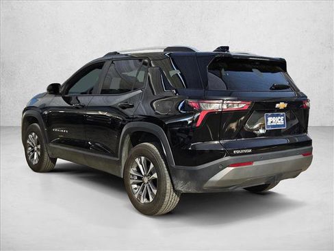 Used 2025 Chevrolet Equinox LT w/ Convenience Package II image 7