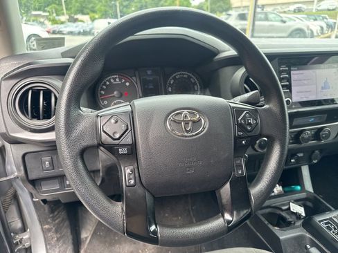 Used 2022 Toyota Tacoma SR w/ SX Package AWD/4WD image 14