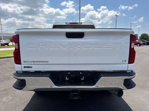 Used 2025 Chevrolet Silverado 2500 LT w/ Convenience Package AWD/4WD image 5