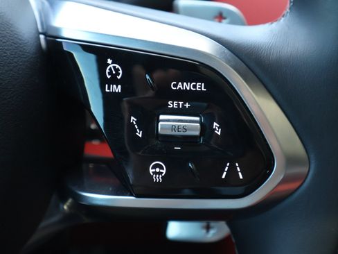 Used 2024 Jaguar F-PACE SVR AWD/4WD image 14
