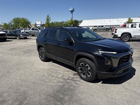 Used 2025 Chevrolet Equinox ACTIV w/ Safety and Technology Package AWD/4WD image 28