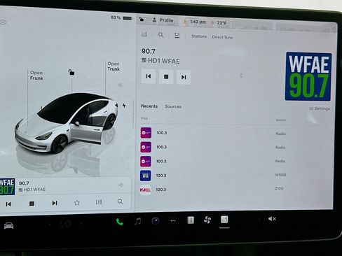 Used 2023 Tesla Model 3 Standard Range RWD image 19