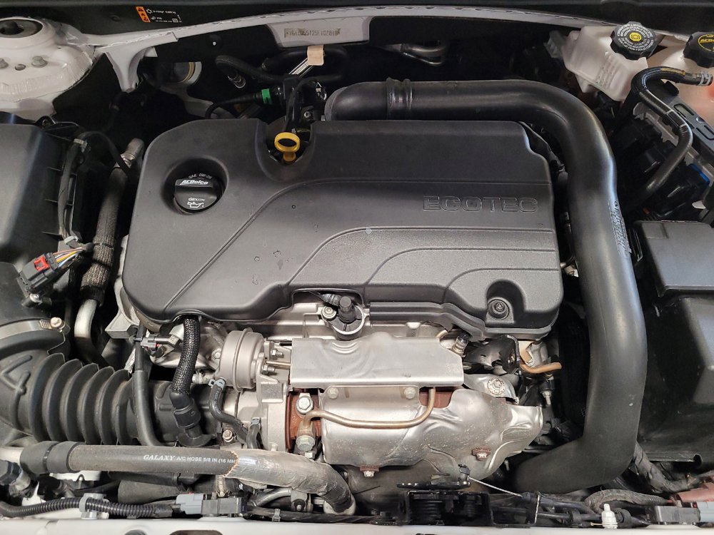 Used 2025 Chevrolet Malibu LT FWD image 30