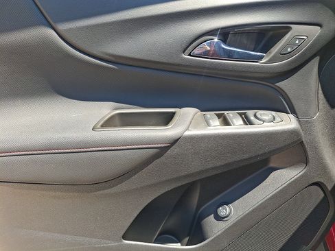 Certified 2023 Chevrolet Equinox RS AWD/4WD image 12