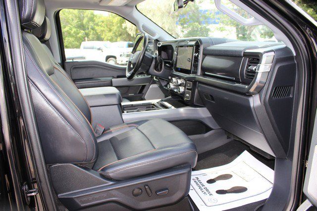 Used 2025 Ford F350 Lariat w/ Black Appearance Package AWD/4WD image 18