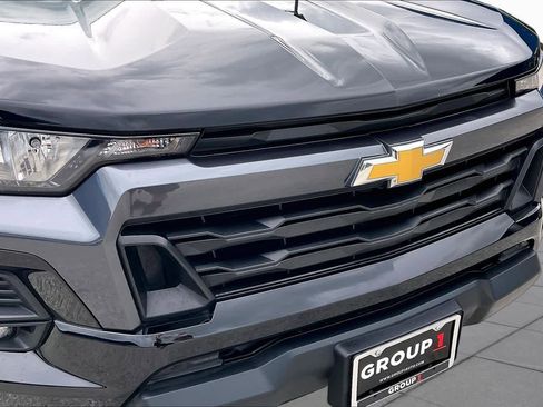 Used 2024 Chevrolet Colorado LT w/ LT Convenience Package AWD/4WD image 31
