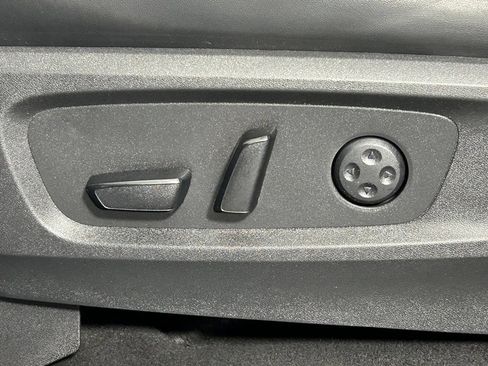 Used 2023 INFINITI QX60 Luxe w/ Performance Audio Package AWD/4WD image 33