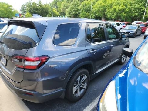 Used 2024 Honda Pilot EX-L image 12