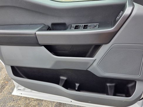 Used 2025 Ford F350 XLT image 29