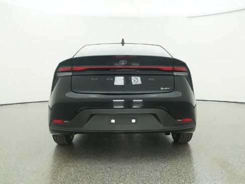 New 2026 Toyota Prius LE image 44