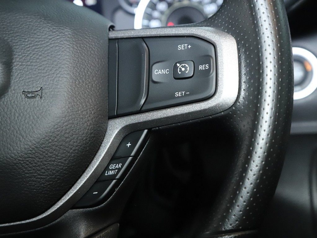 Used 2024 RAM 3500 Tradesman w/ Chrome Appearance Group AWD/4WD image 23