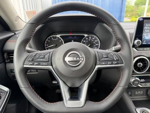 Certified 2025 Nissan Sentra SR image 16