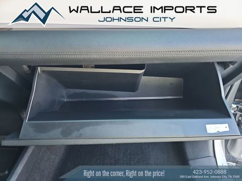 Used 2021 Toyota Sienna XLE image 46