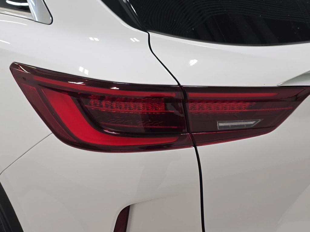 Certified 2022 INFINITI QX50 Pure AWD/4WD image 28