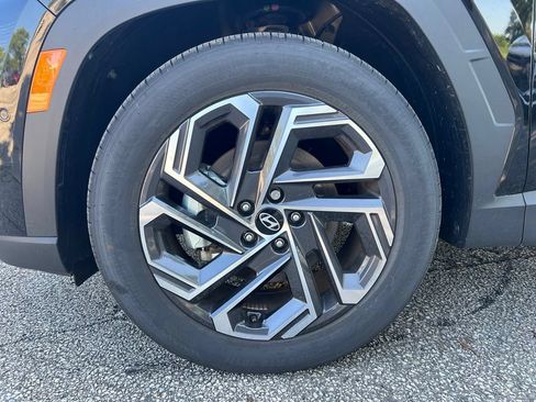 Certified 2025 Hyundai Tucson Limited FWD image 10