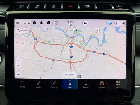 Used 2023 Jeep Grand Cherokee 4WD 4xe w/ Luxury Tech Group II image 13