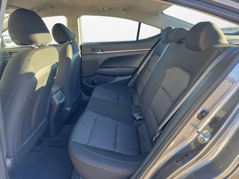 Used 2018 Hyundai Elantra SE w/ SE Connectivity Package 04 image 15