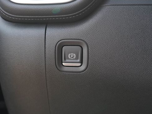 Used 2022 GMC Sierra 3500 Denali AWD/4WD image 27