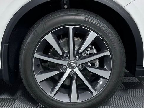 Certified 2026 Acura MDX FWD w/ Technology Package image 9