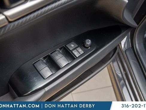 Used 2025 Toyota Camry SE FWD image 18