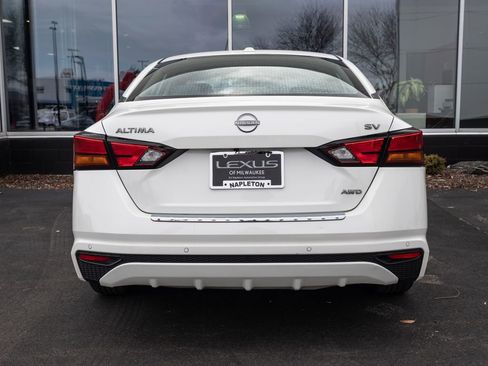 Used 2023 Nissan Altima 2.5 SV image 8
