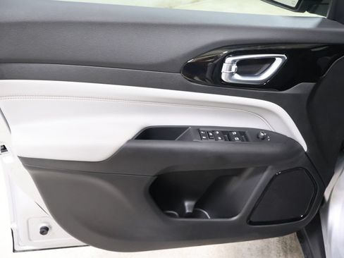 New 2026 Jeep Compass Limited AWD/4WD image 11