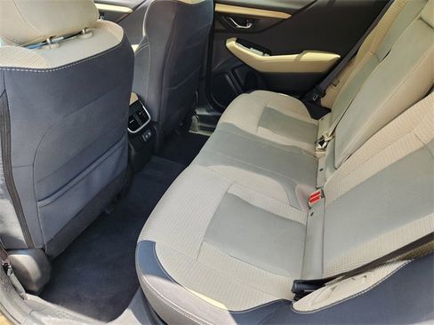 Used 2022 Subaru Outback Premium image 29