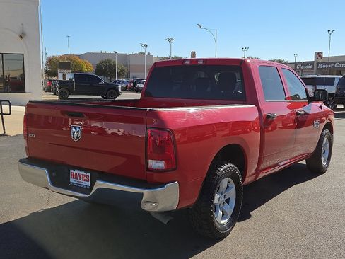 Used 2022 RAM 1500 Classic SLT image 4
