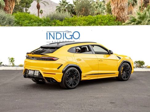 Used 2026 Lamborghini Urus SE AWD/4WD image 6