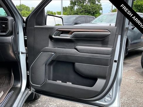 Used 2023 GMC Sierra 1500 SLT AWD/4WD image 28