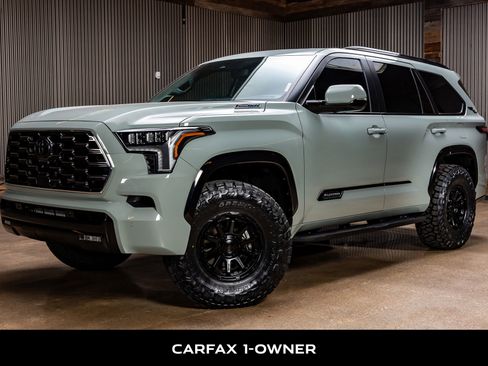 Used 2024 Toyota Sequoia Platinum w/ TRD Off-Road Package image 5