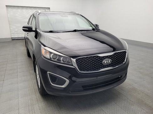 Used 2016 Kia Sorento LX image 14