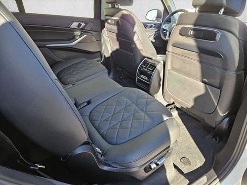 Used 2023 BMW X7 xDrive40i w/ Premium Package image 20