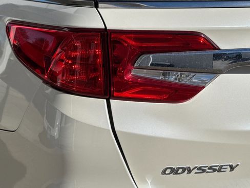 Used 2019 Honda Odyssey EX-L image 11