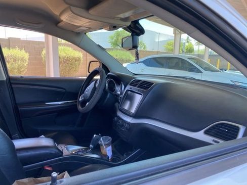 Used 2015 Dodge Journey R/T w/ Flexible Seating Group FWD image 5