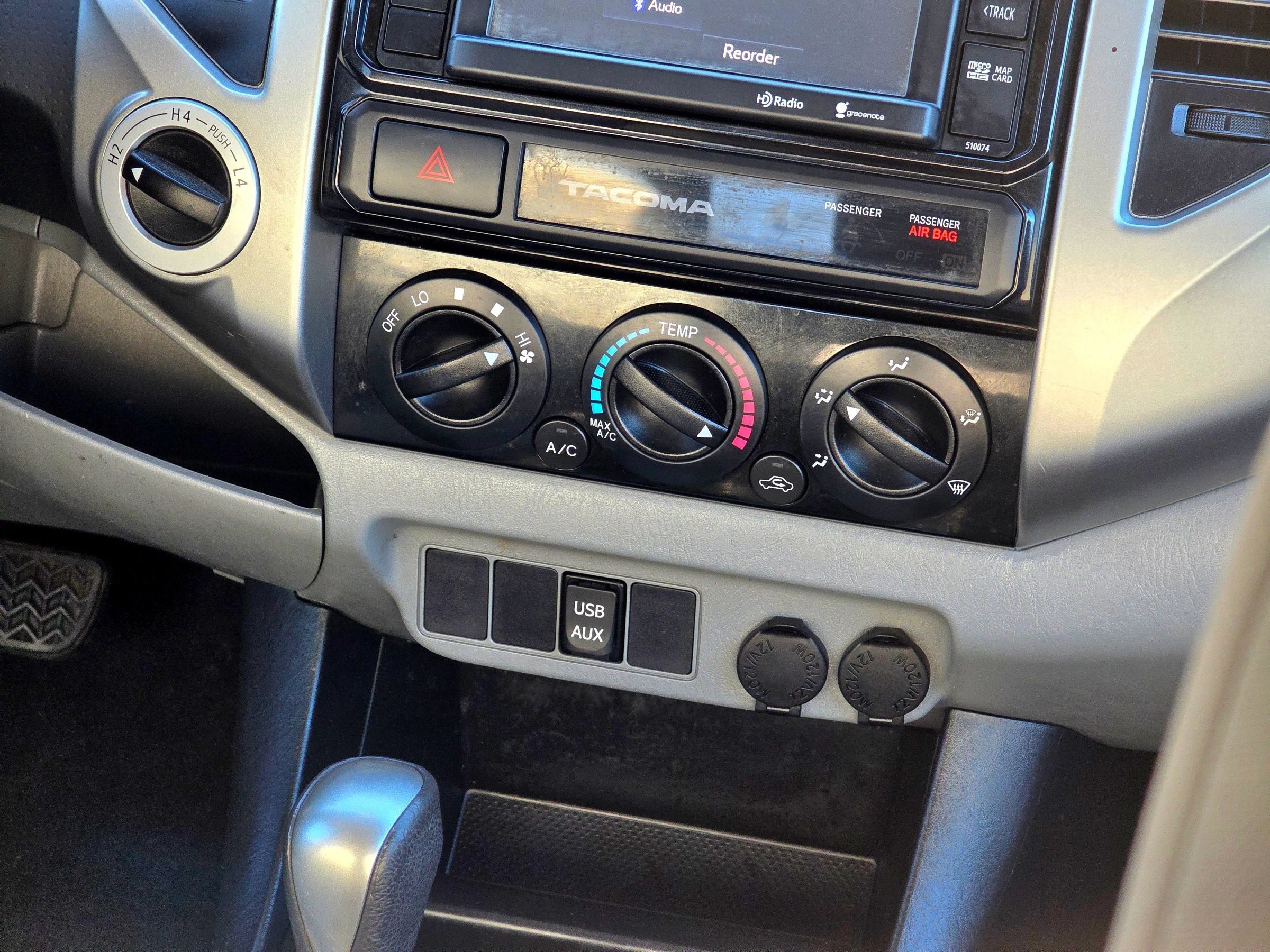Used 2015 Toyota Tacoma 4x4 Double Cab w/ TRD Sport Package image 19