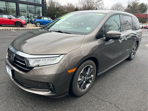 Used 2022 Honda Odyssey Elite image 1