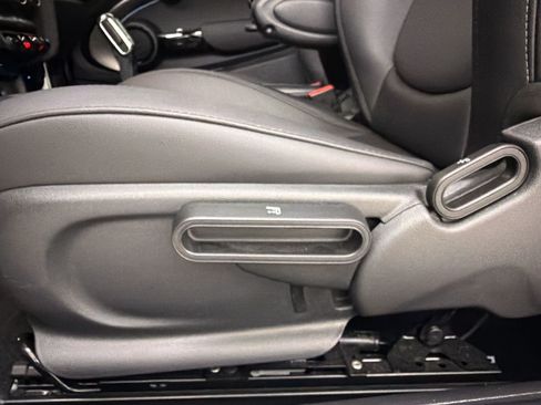 Used 2024 MINI Cooper S FWD image 16